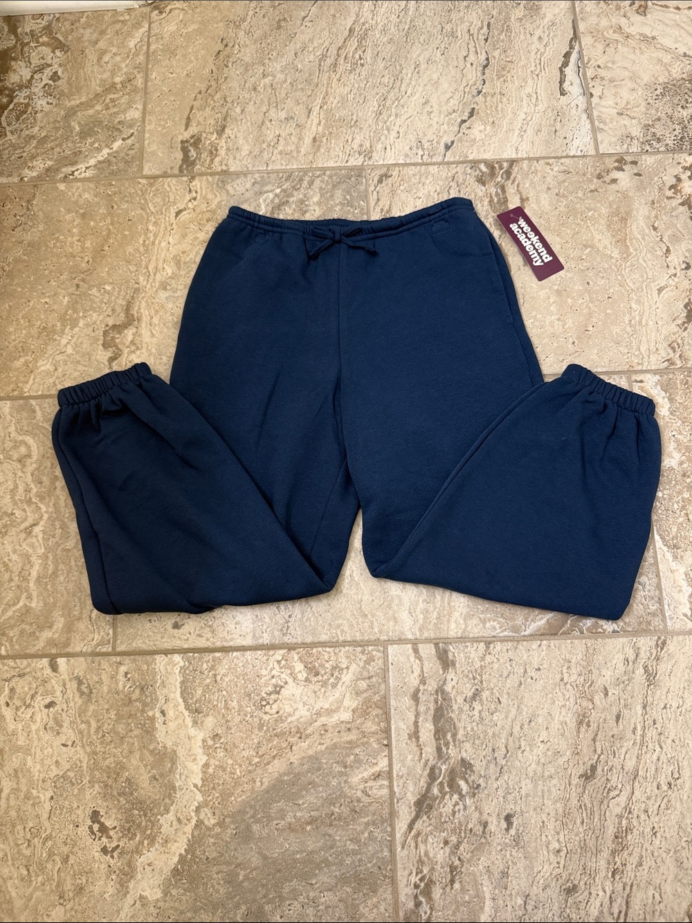 NWT Size Medium (7-8) Navy Blue Weekend Academy Fleece joggers-